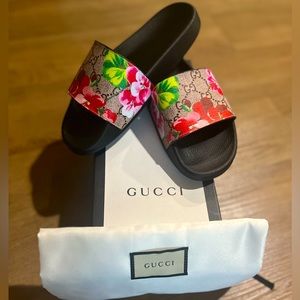 Gucci floral slides